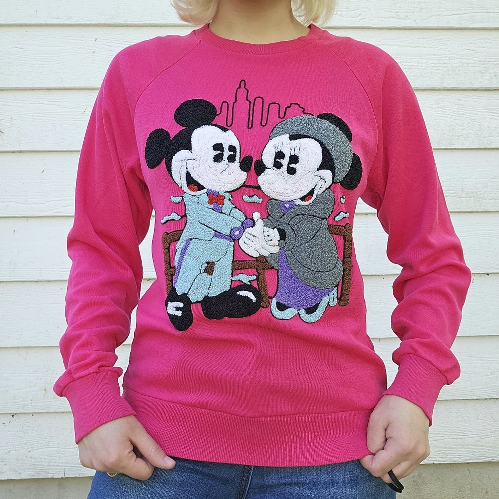 80's Vintage Micky & Minnie Mouse Hot Pink Sweatshirt by Sunday Comics